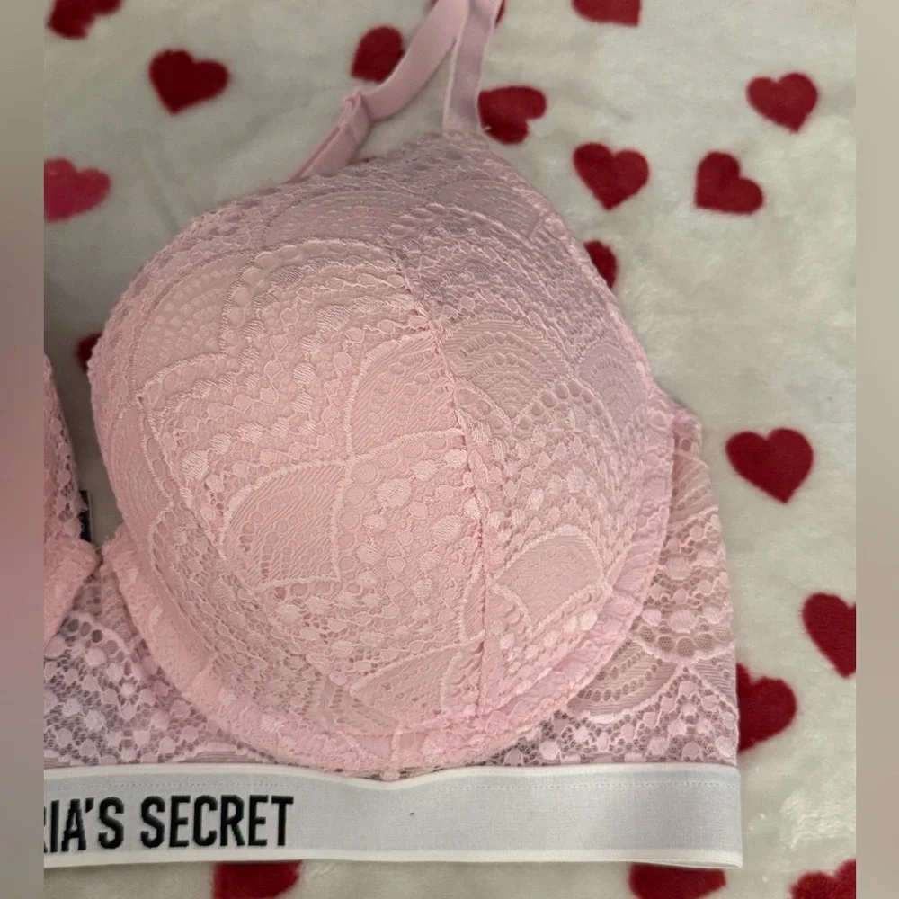 Victoria's Secret Light Pink & Lace Overlay Perfect Shape Bra Size 38C NWOT